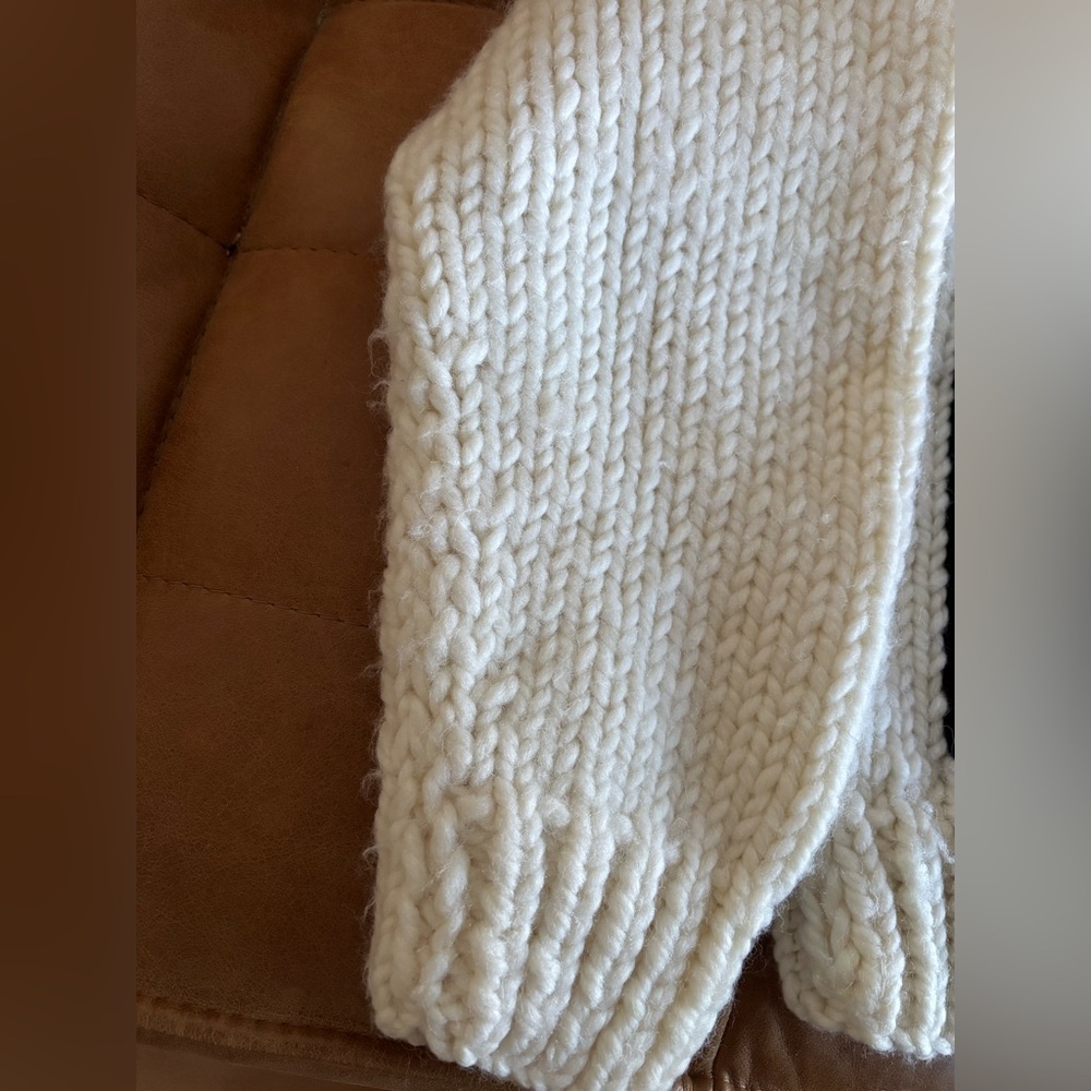 Handmade GOGO “Bride” Short Cardi Sweater One Size - Picture 7 of 10